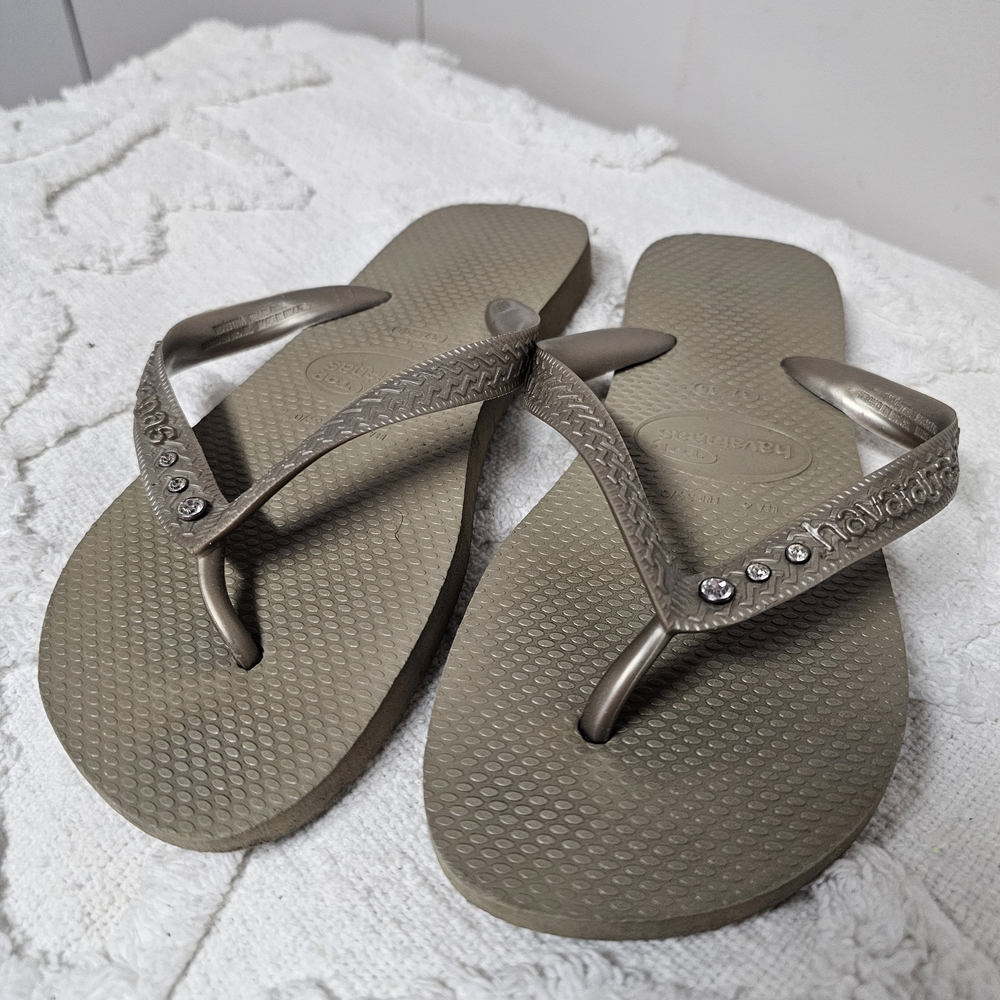 Havaianas Women's Gold Flip Flops Metallic Beach Vacation Pool‎ Size 6